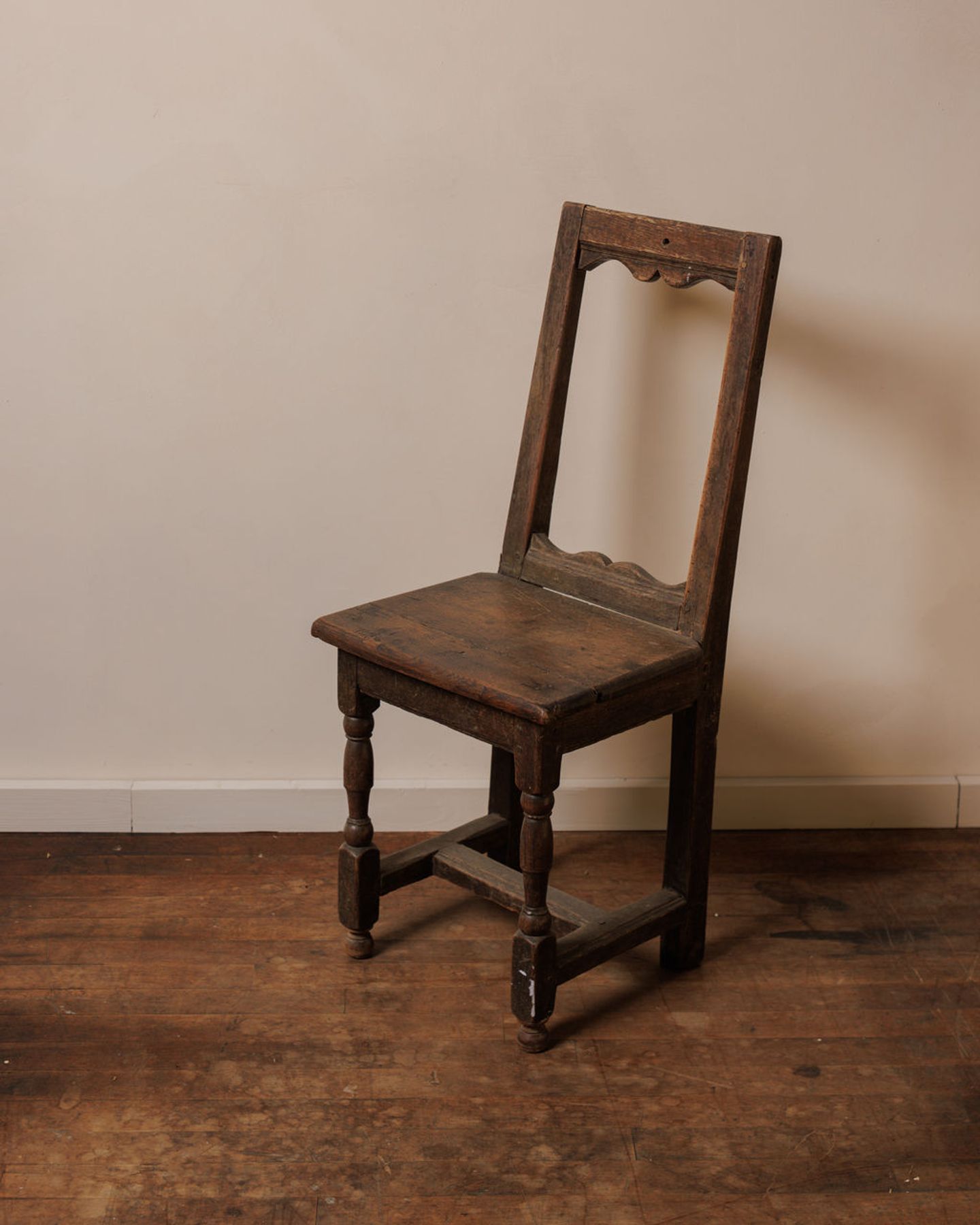 Lorraine Chair - Dark
