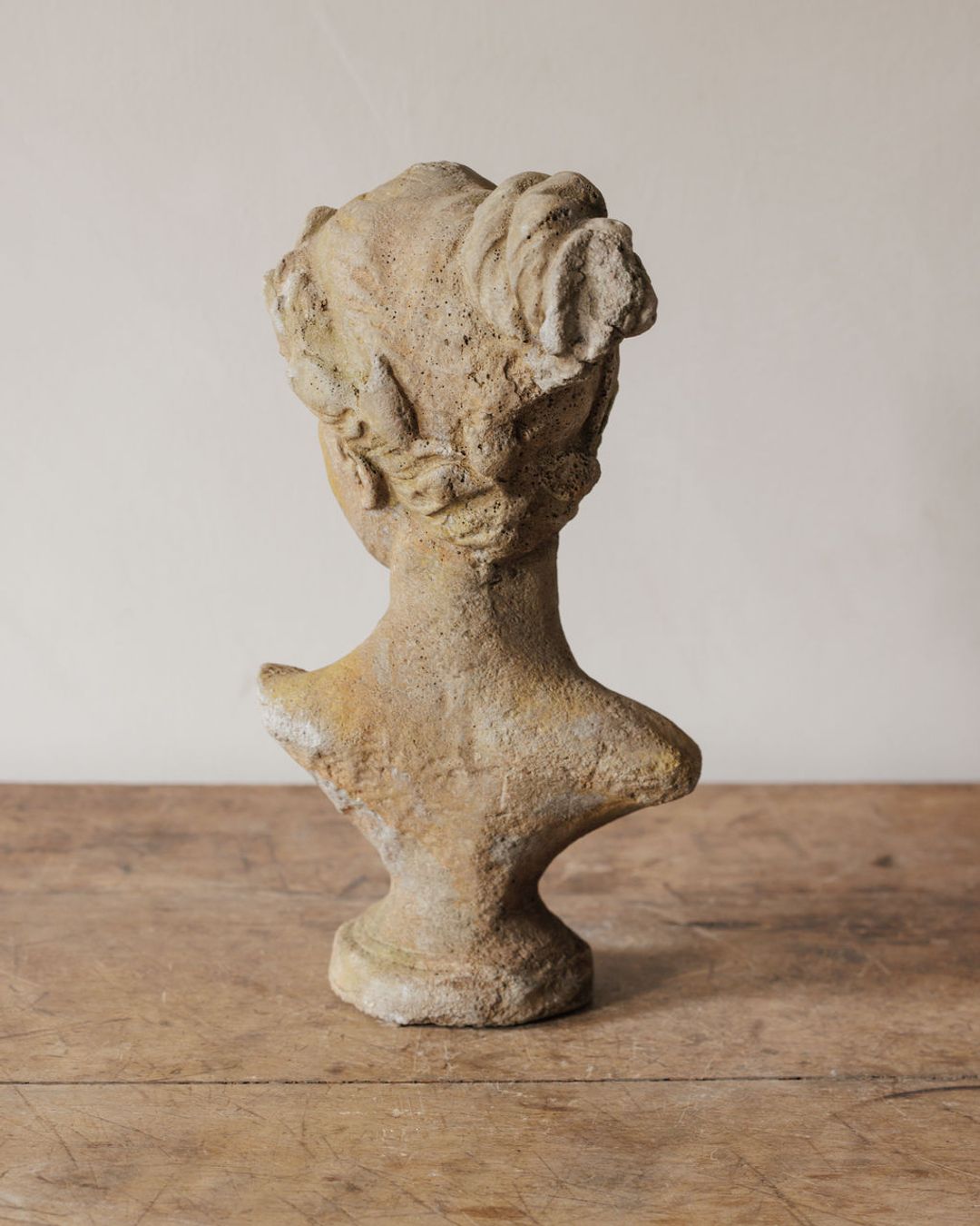 Mademoiselle Bust