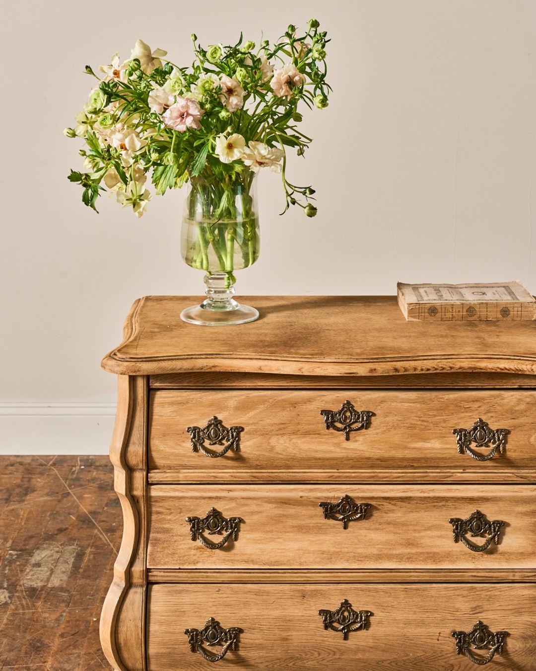 18th c. Dutch Dresser