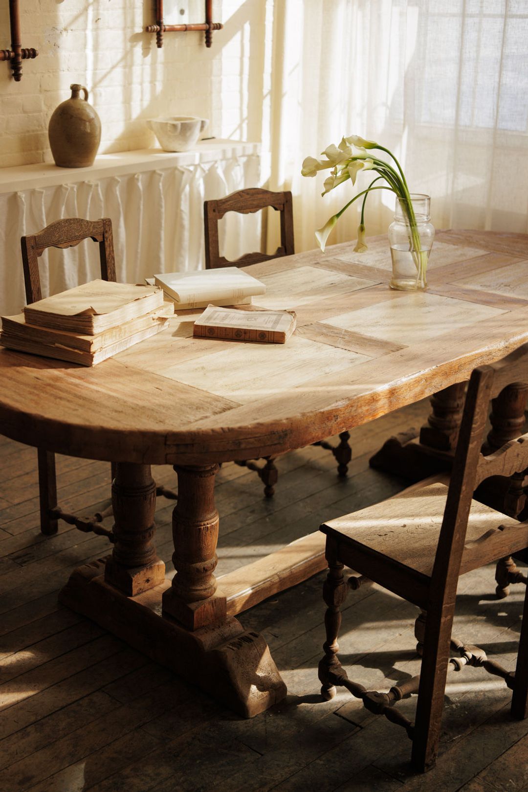 18th c. Lorraine Chair