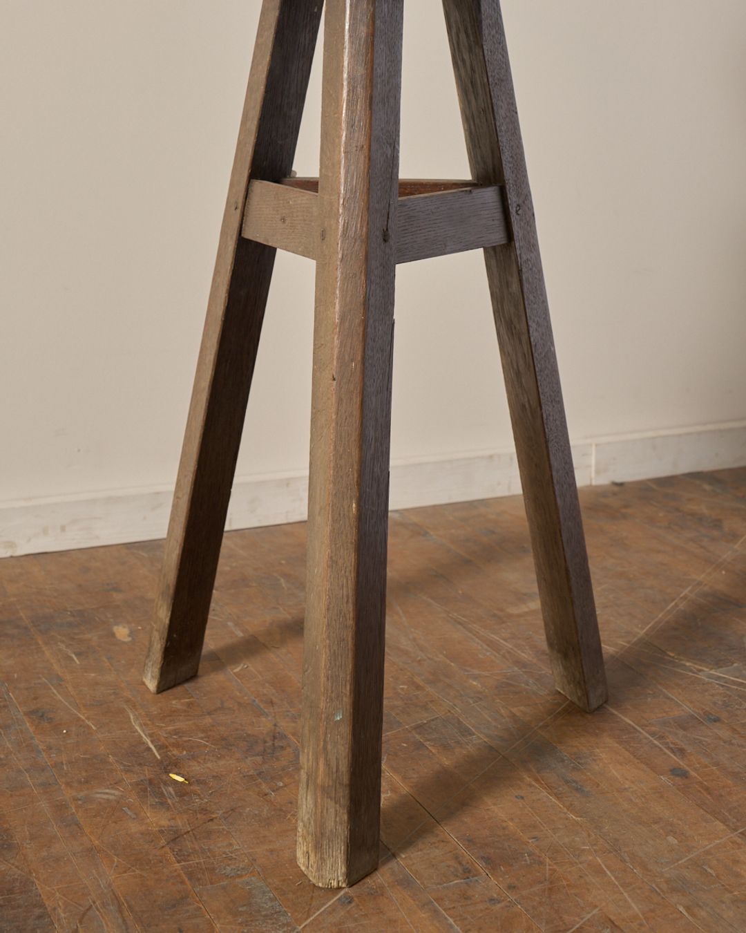 Sculptors Stool