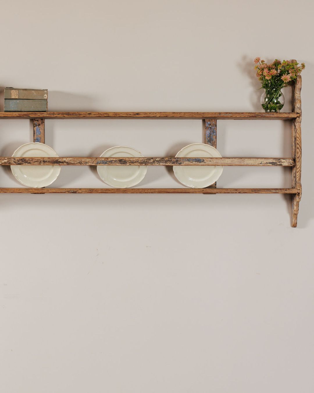 Catalonia Kitchen Shelf