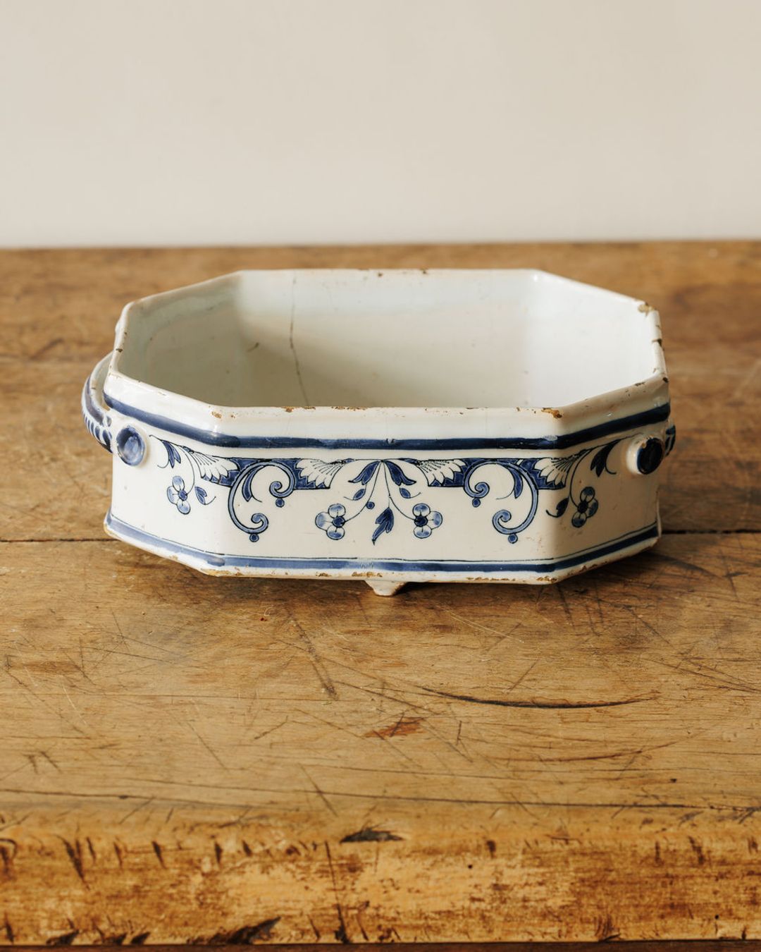 18th c. Jardiniere