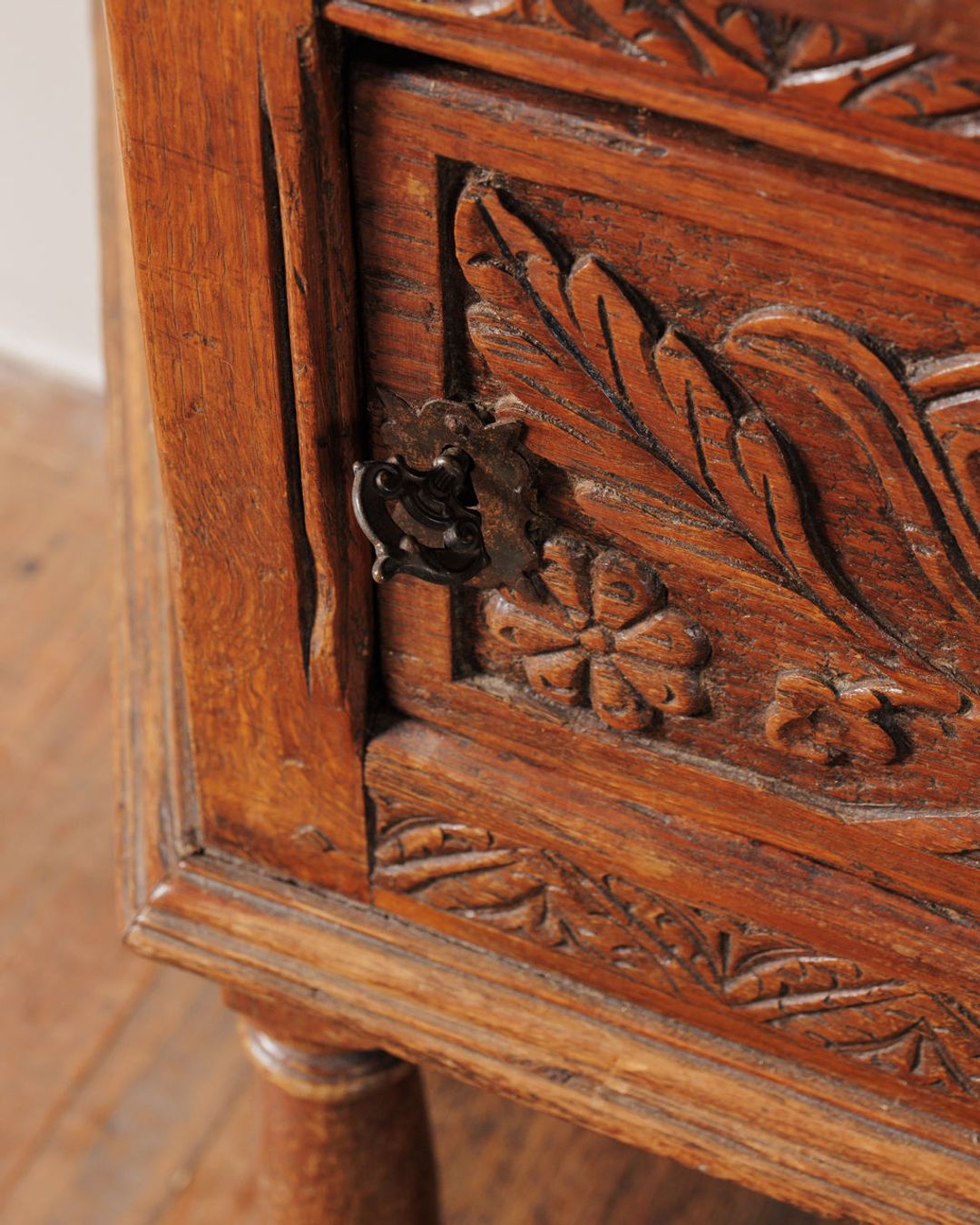19th c. Oak Side Table