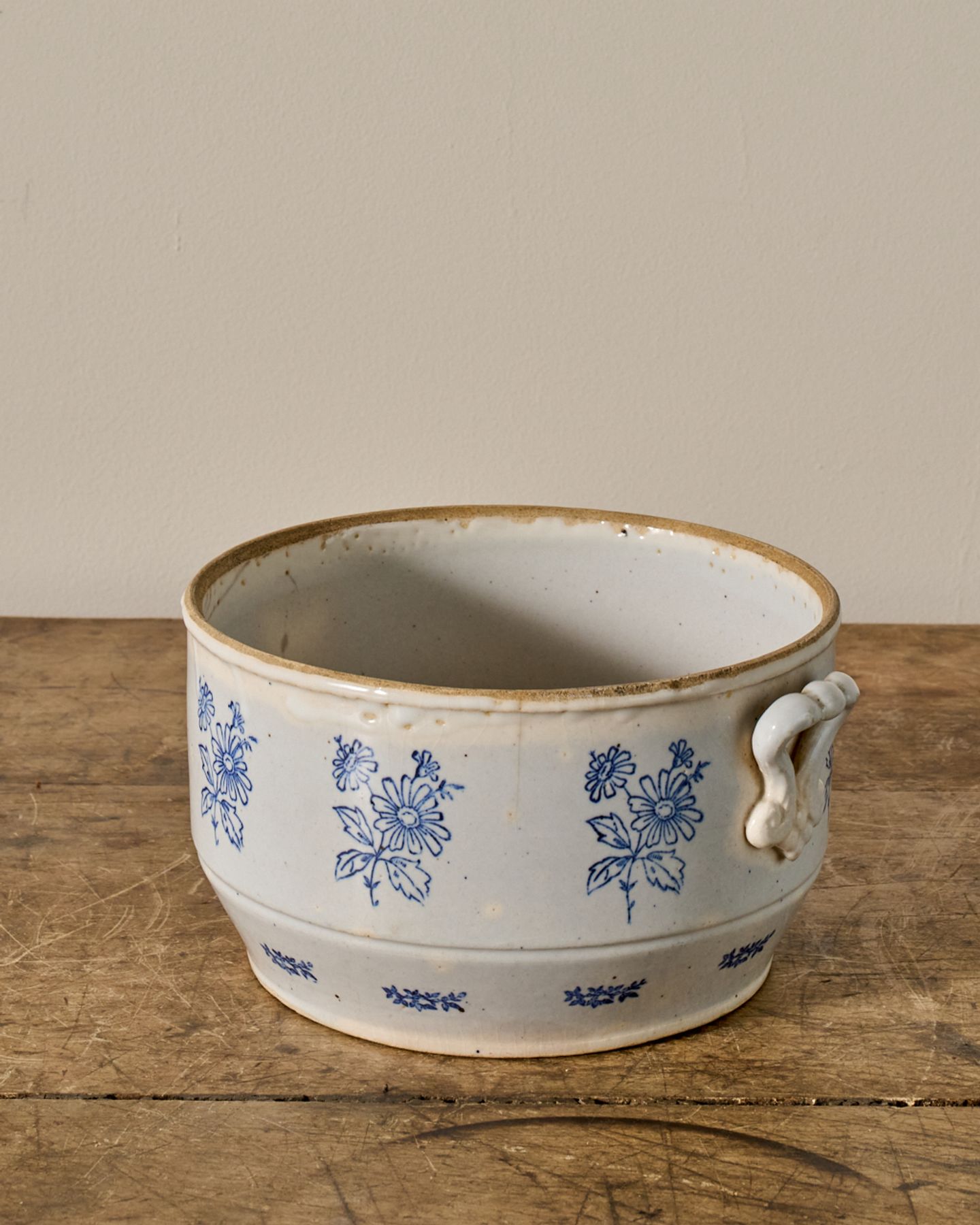 Saint Uze Tureen - II