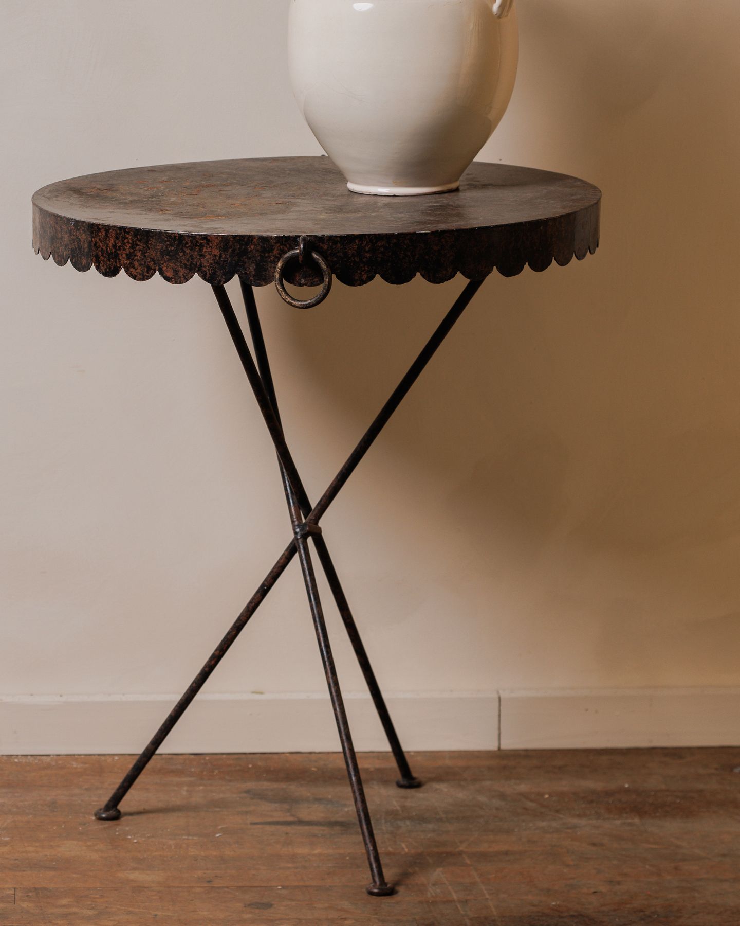 Scallop Garden Table