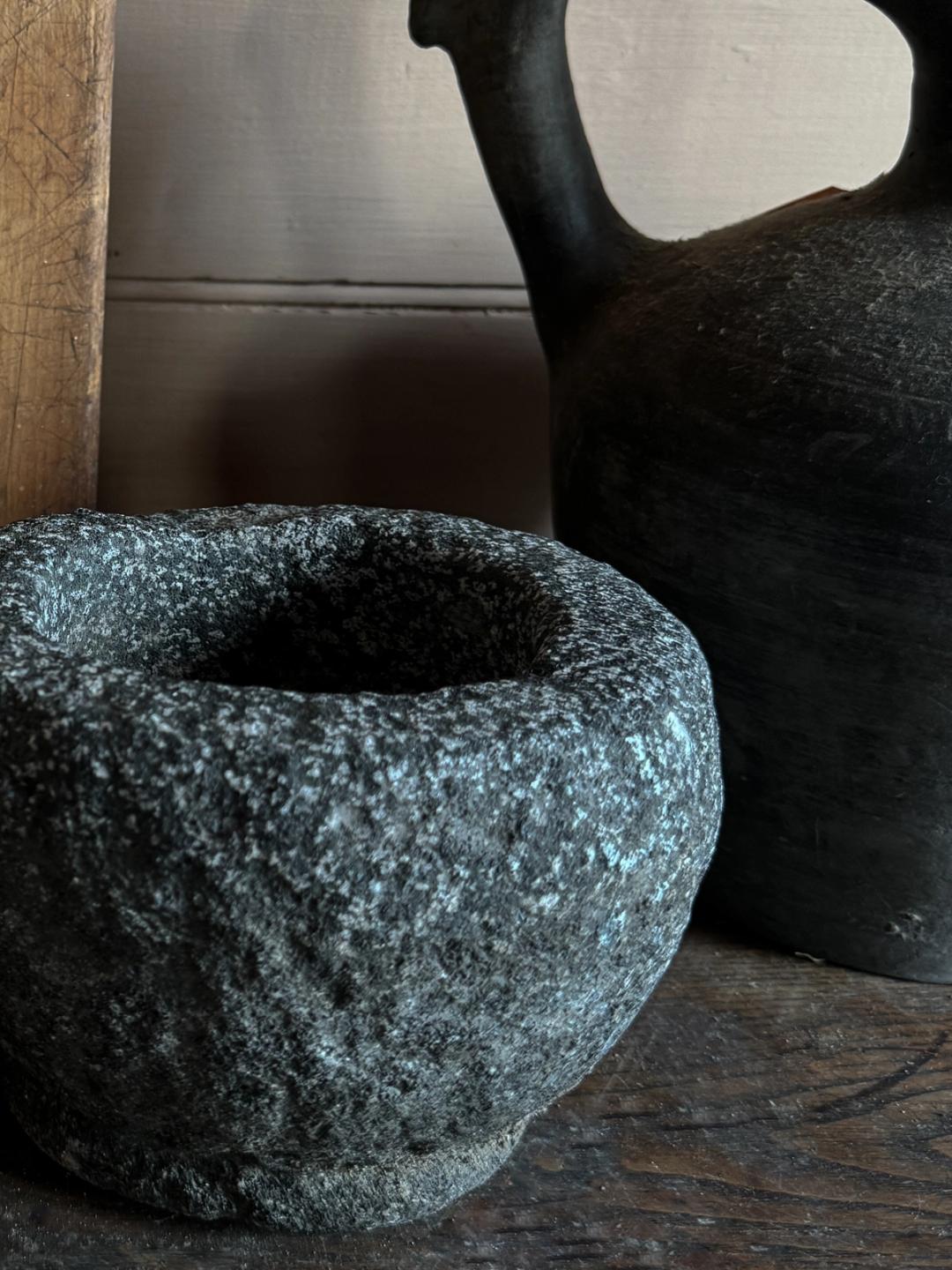 Stone Garlic Mortar, Black