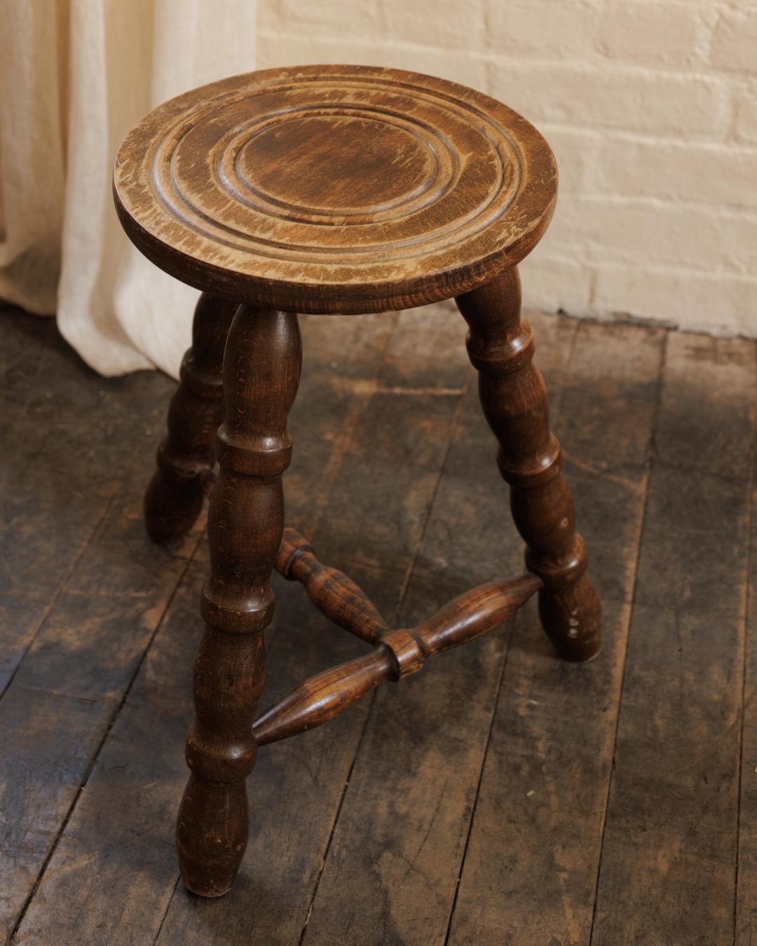 Tripod Bobbin Stool