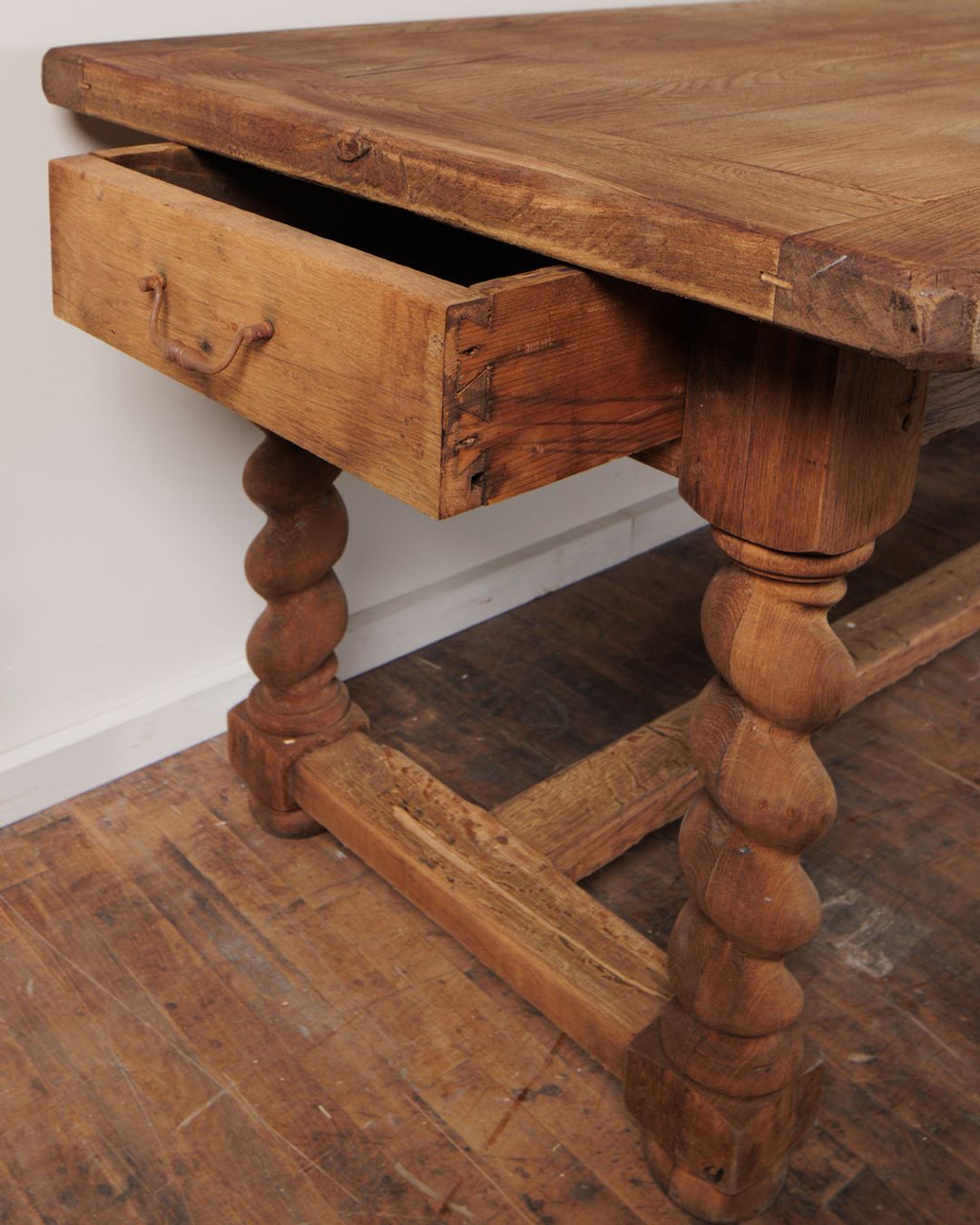 Oak Farm Table