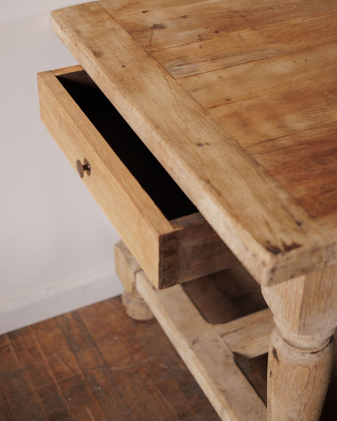 Oak Farm Table