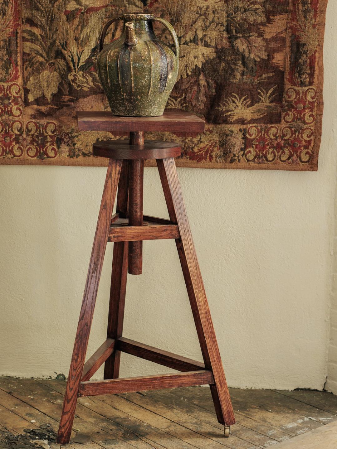 Sculptors Pedestal