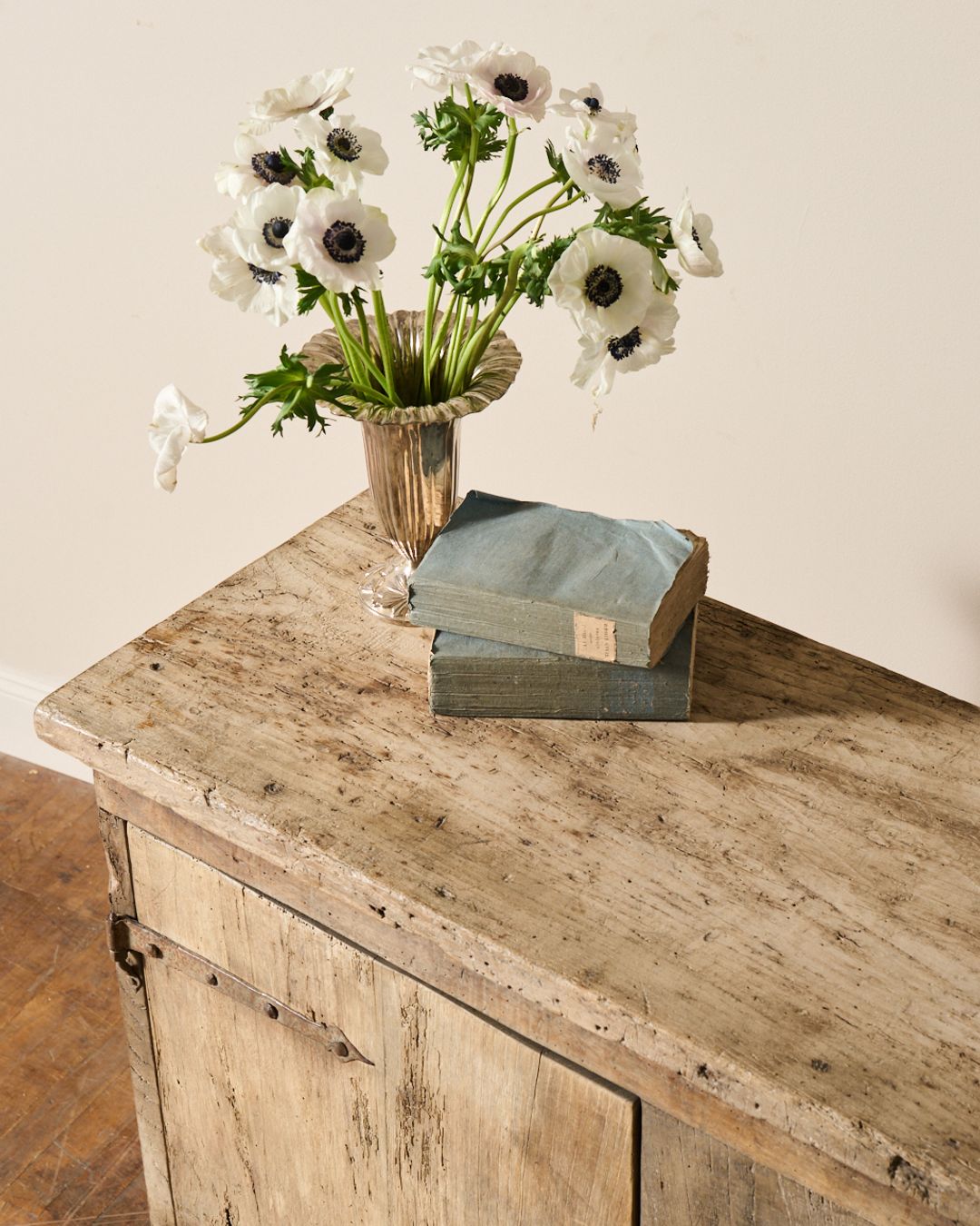Catalan Sideboard