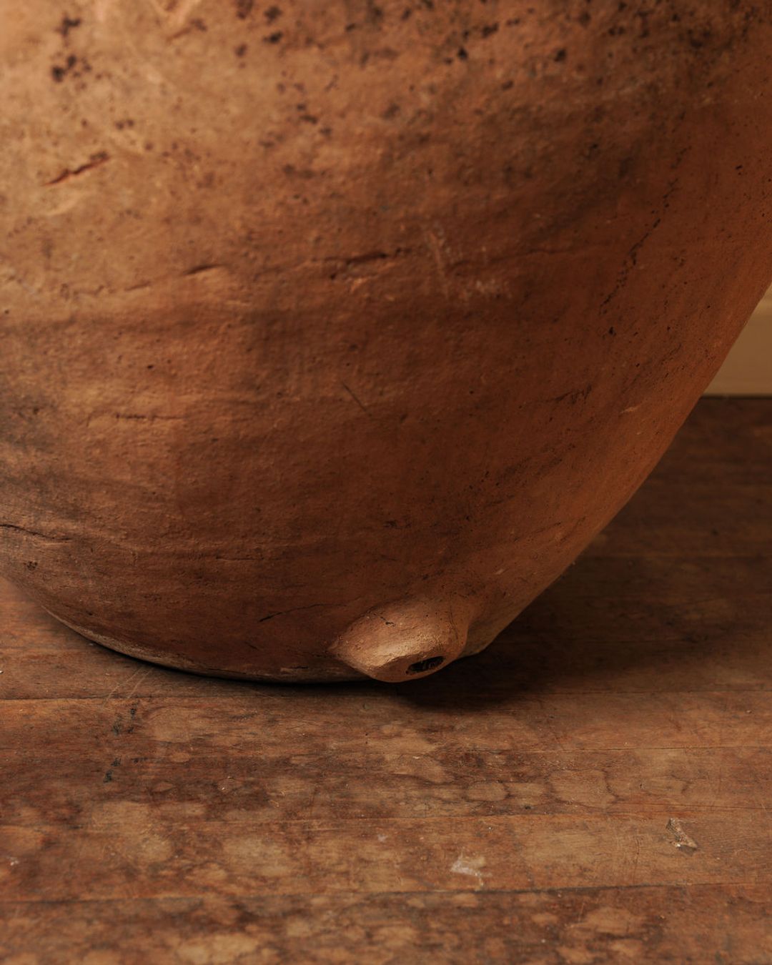 Rare Terracotta Calenda Pot