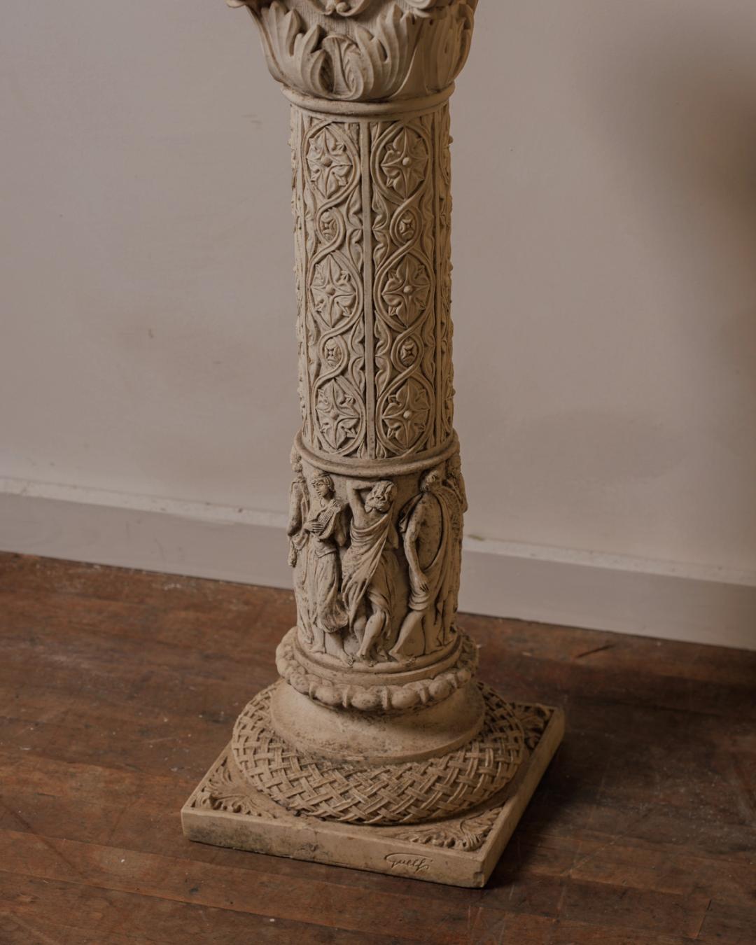 Chateau Column