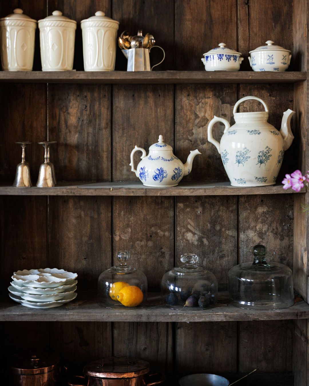 Saint Uze Teapot