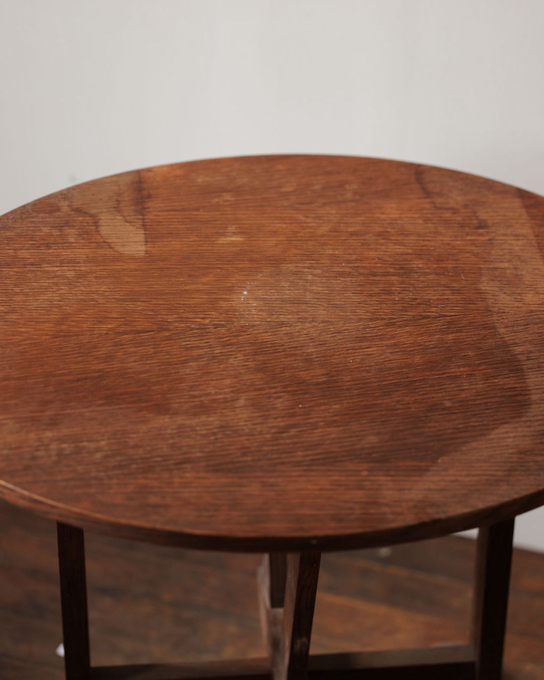 Mini Wine Tasting Table - Oval