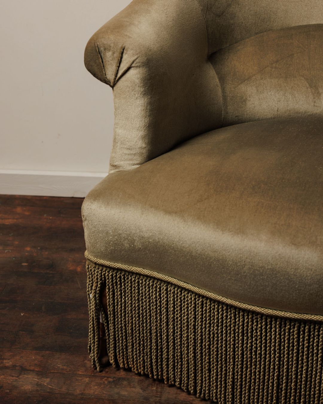 Napoleon Loveseat