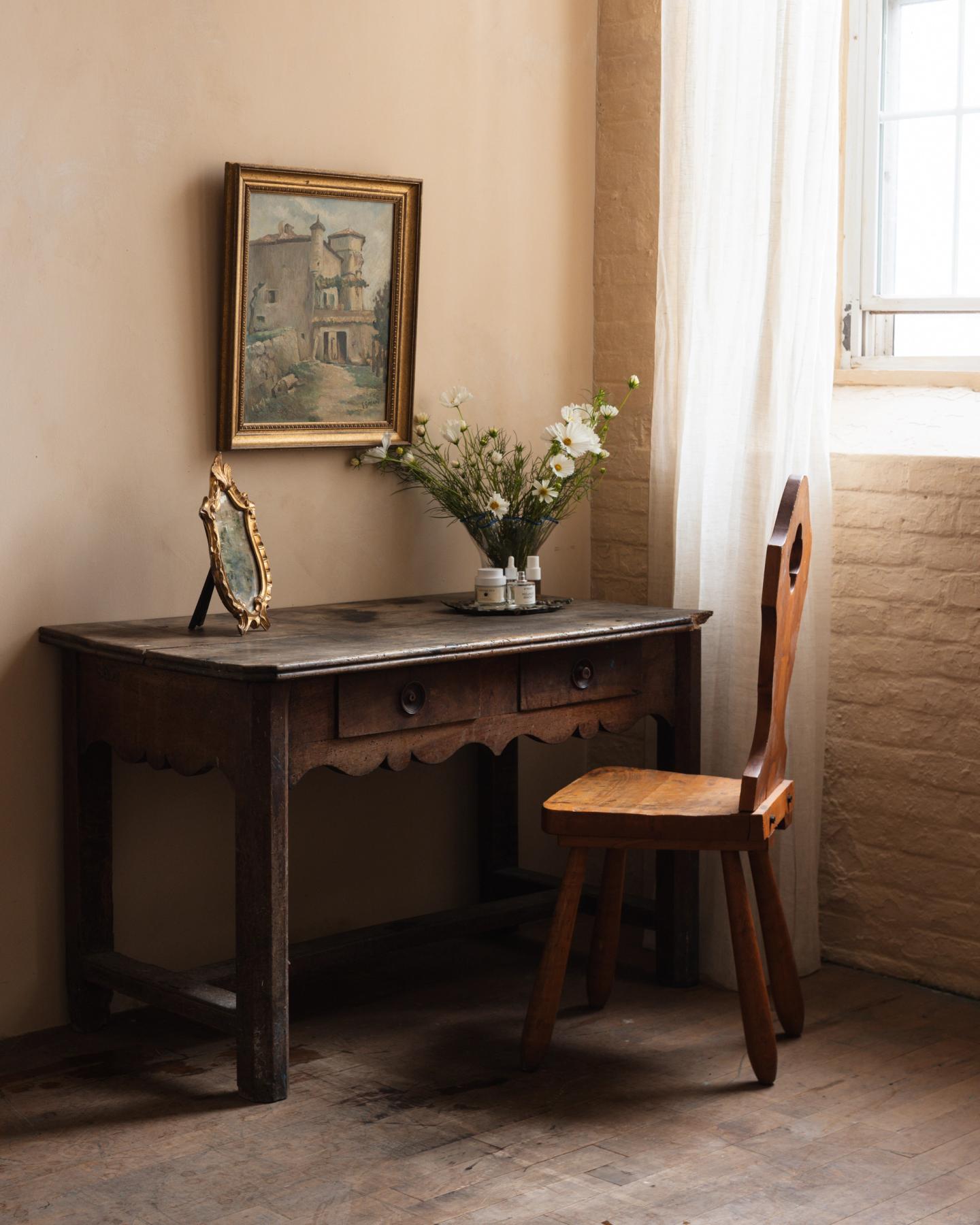 Scallop Desk