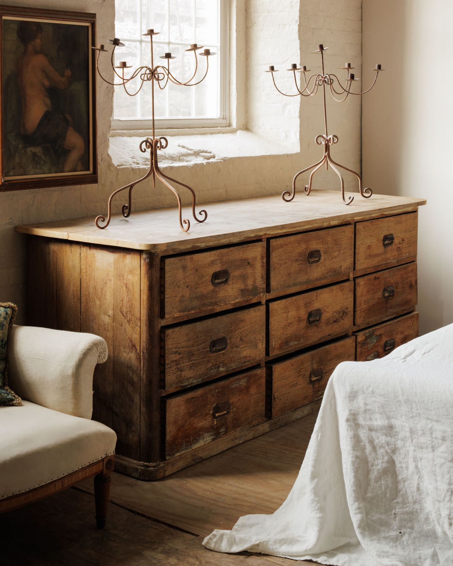 Apothecary Dresser