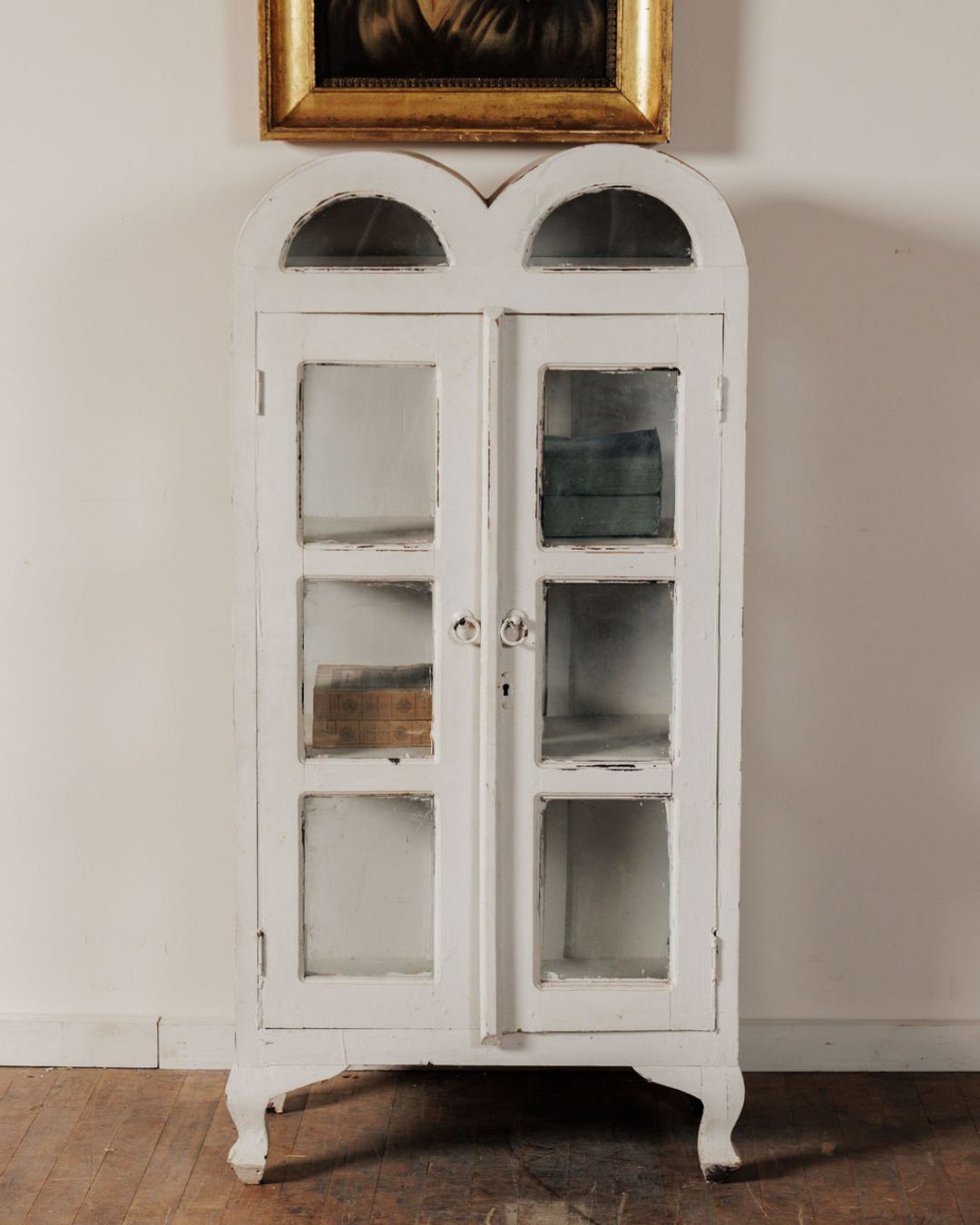Scallop Cupboard
