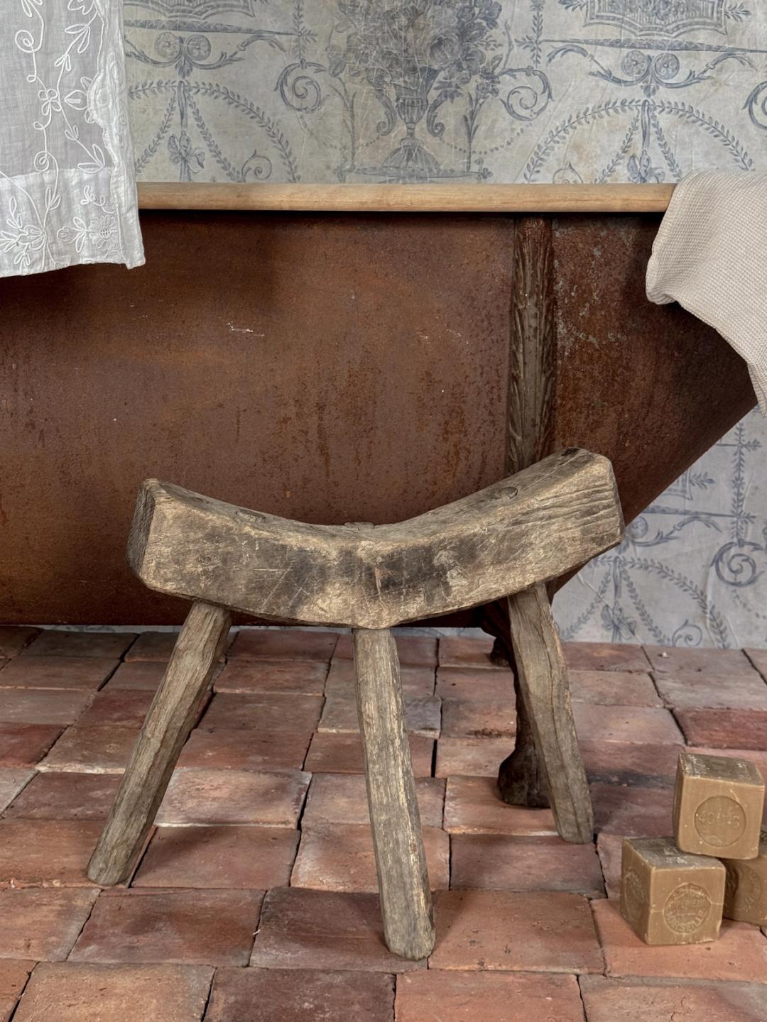 Hungarian Milking Stool