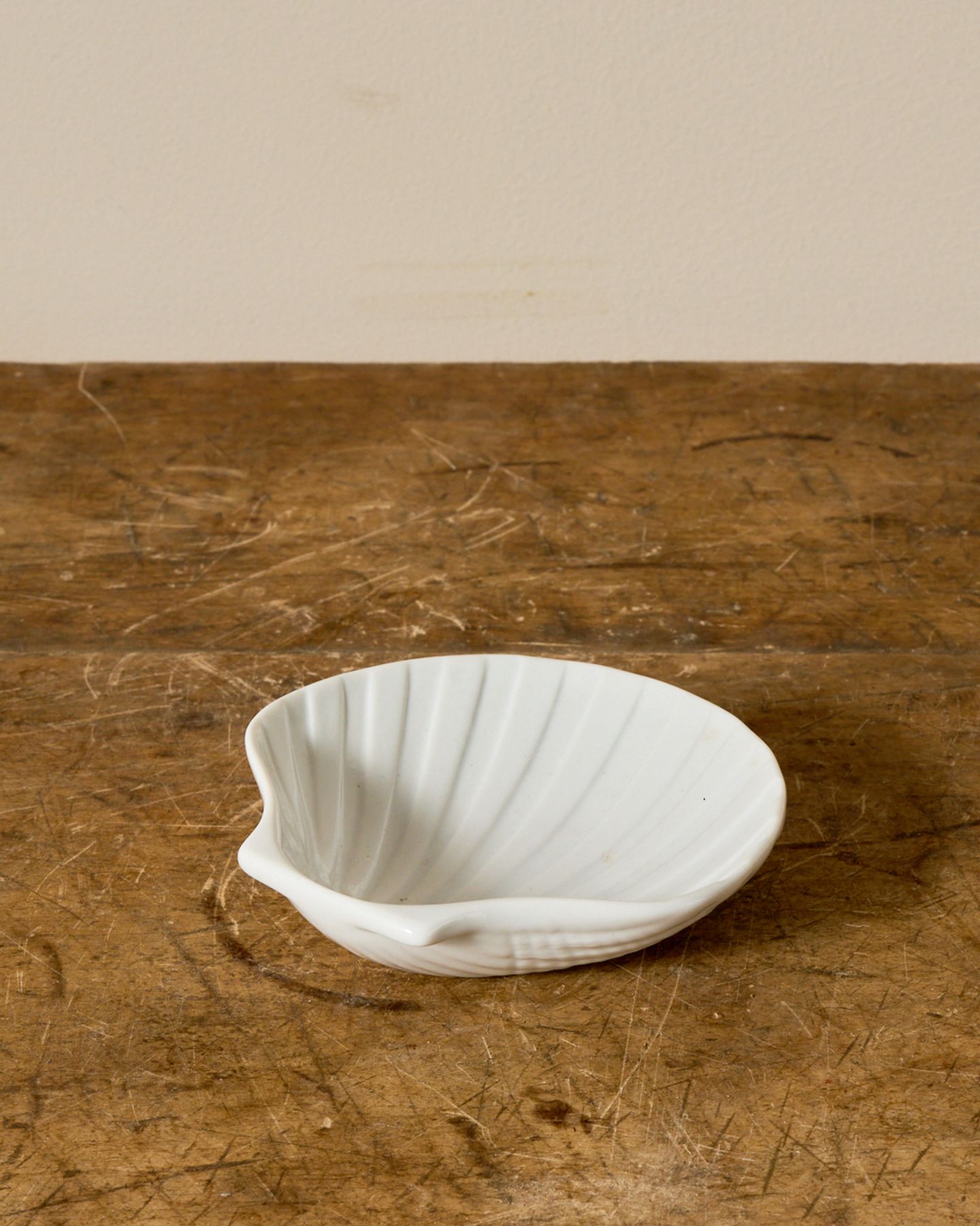 Vintage Shell Dish - II