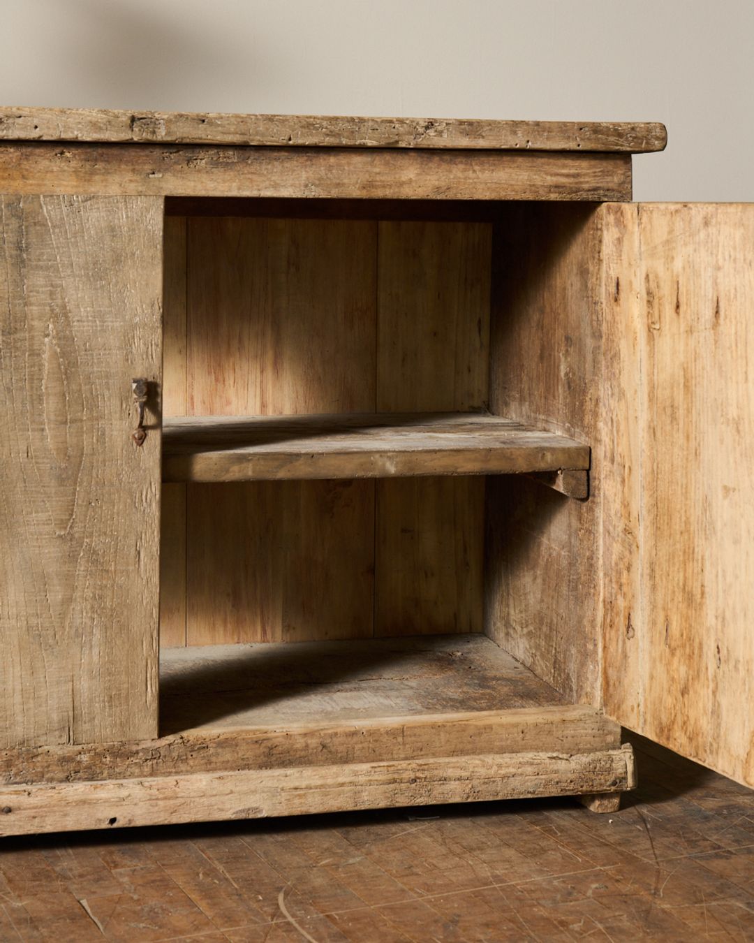 Catalan Sideboard