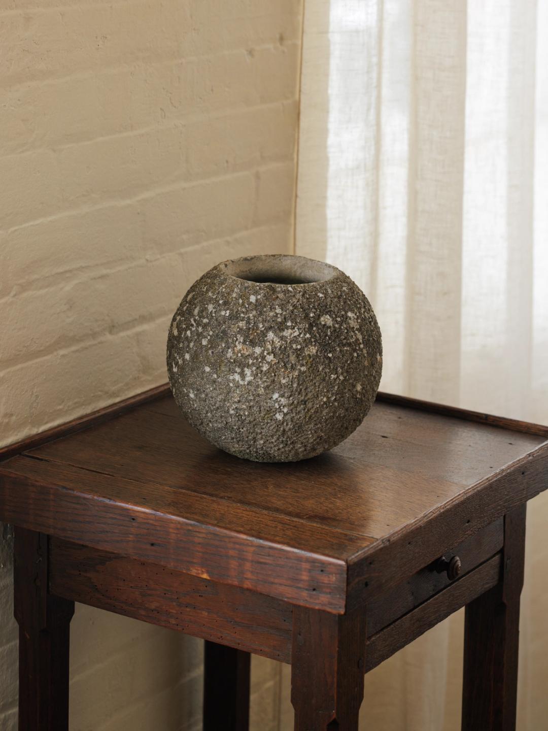 Ball Planter - Dark