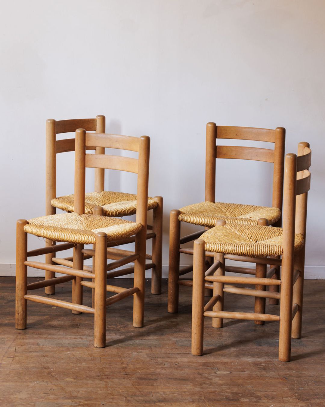 Vintage Rush Chair