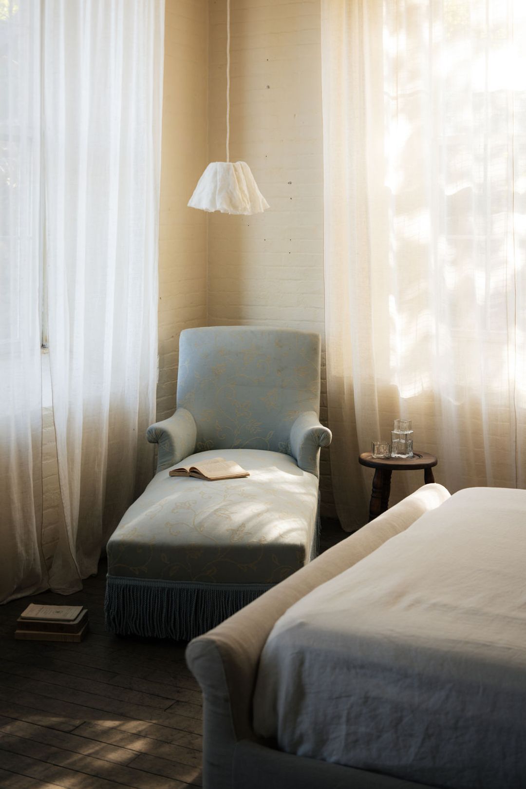 Napoleon III Silk Chaise Lounge