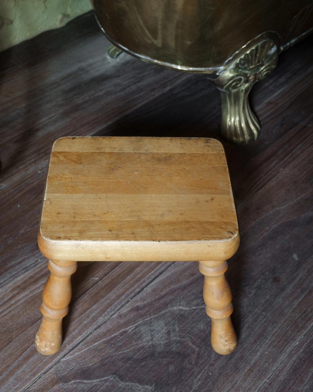 Oak Side Stool