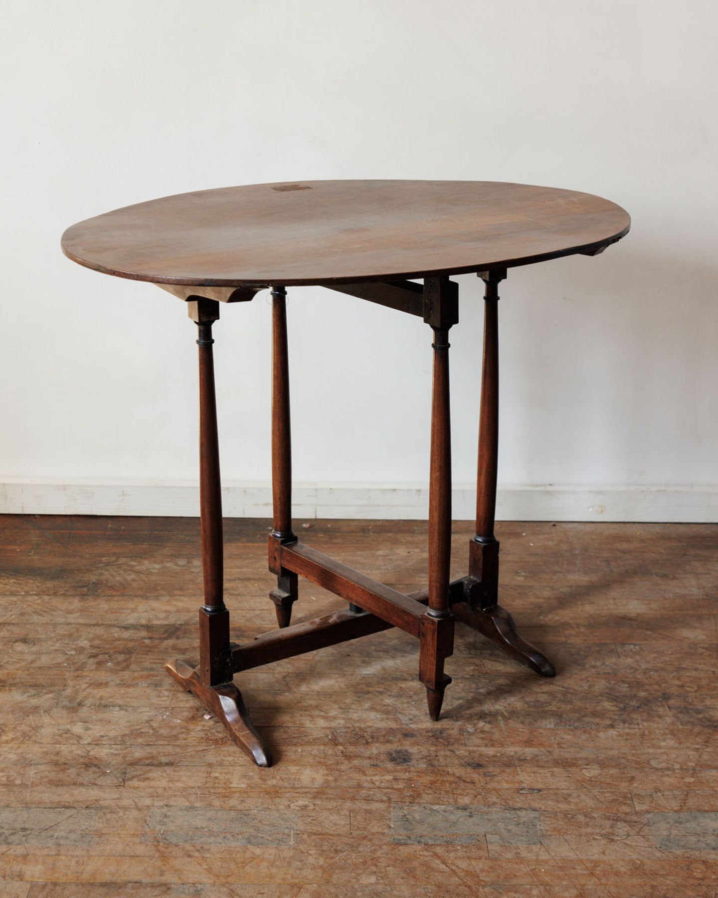 Dark Wood Oval Wine Tasting Table