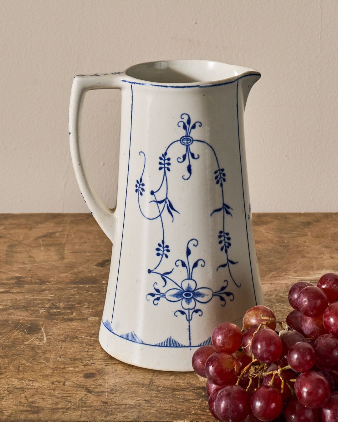 Saint Uze Teapot