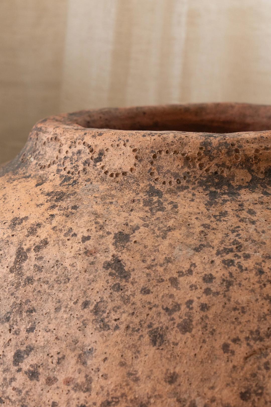 Rare Terracotta Calenda Pot