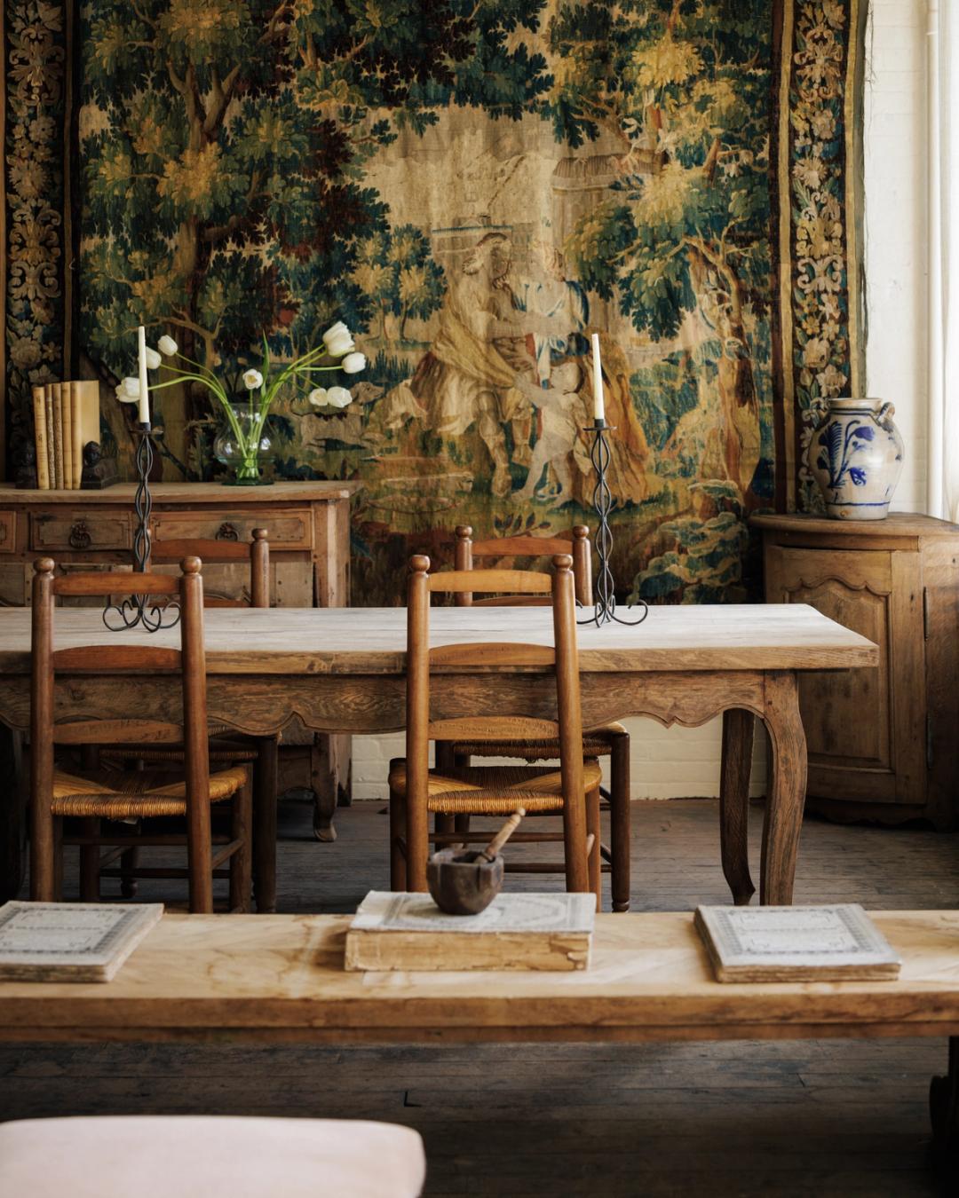 Scalloped Oak Farm Table