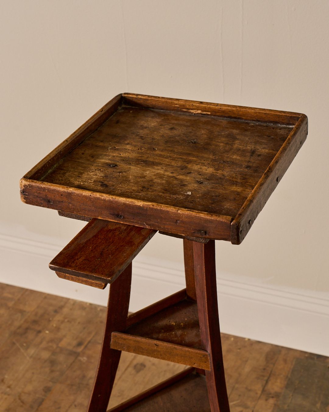 French Pedestal Table