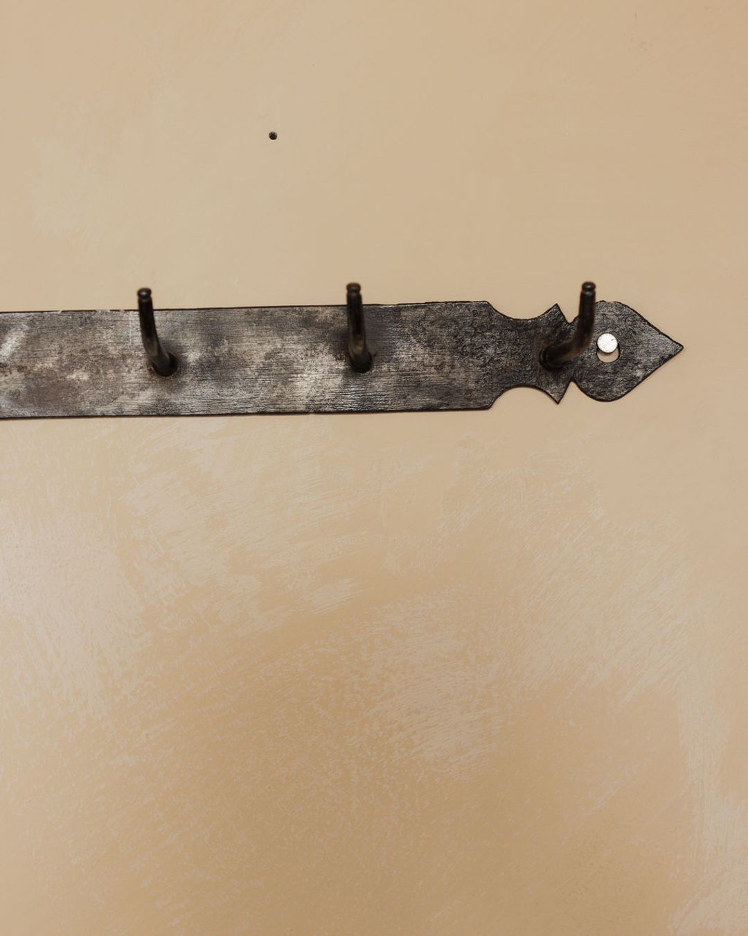 Hard Forged Iron Key Rack