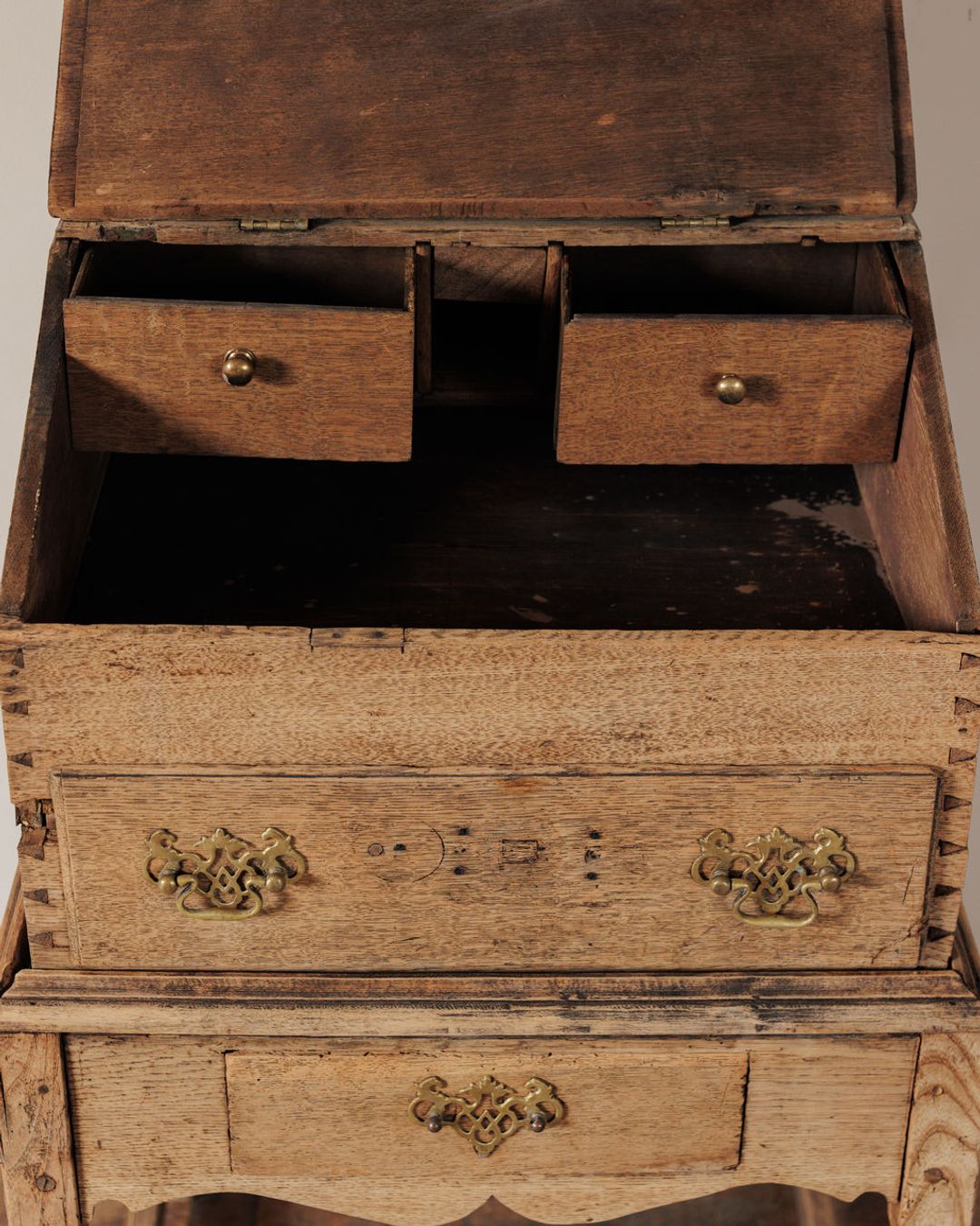 English Traveling Desk