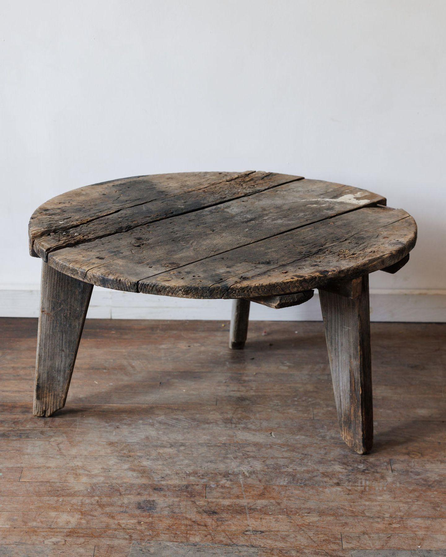 Round Romanian Farm Table - I