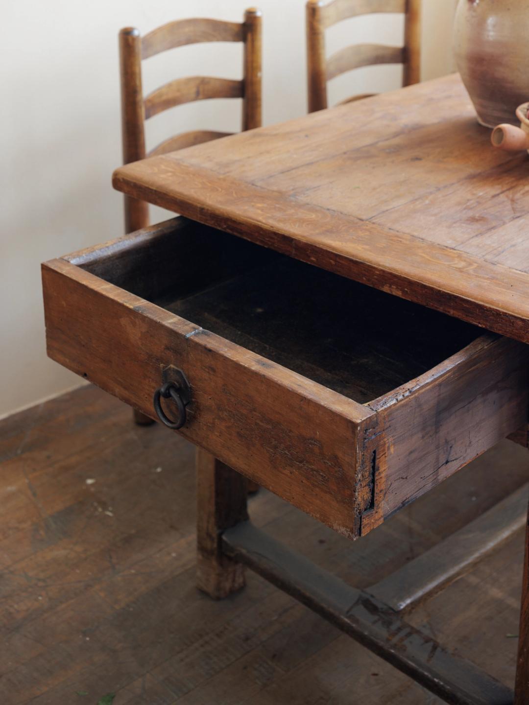 18th C. Oak Farm table