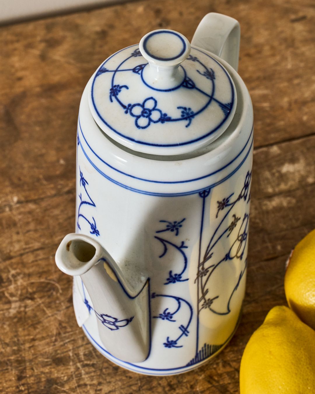 Saint Uze Teapot