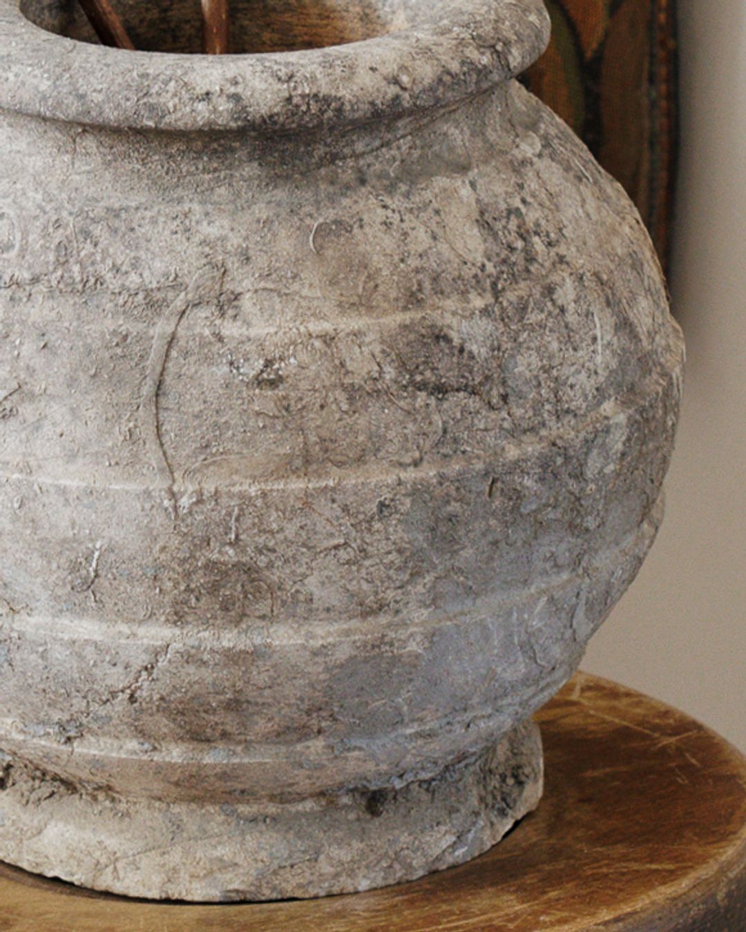 Cassis Stone Pot