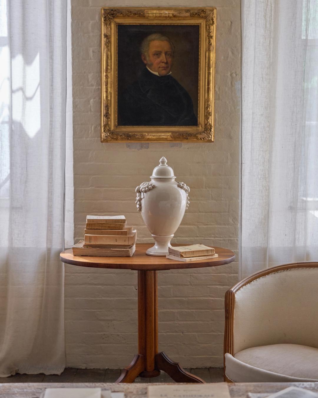 French Oval Breakfast Table