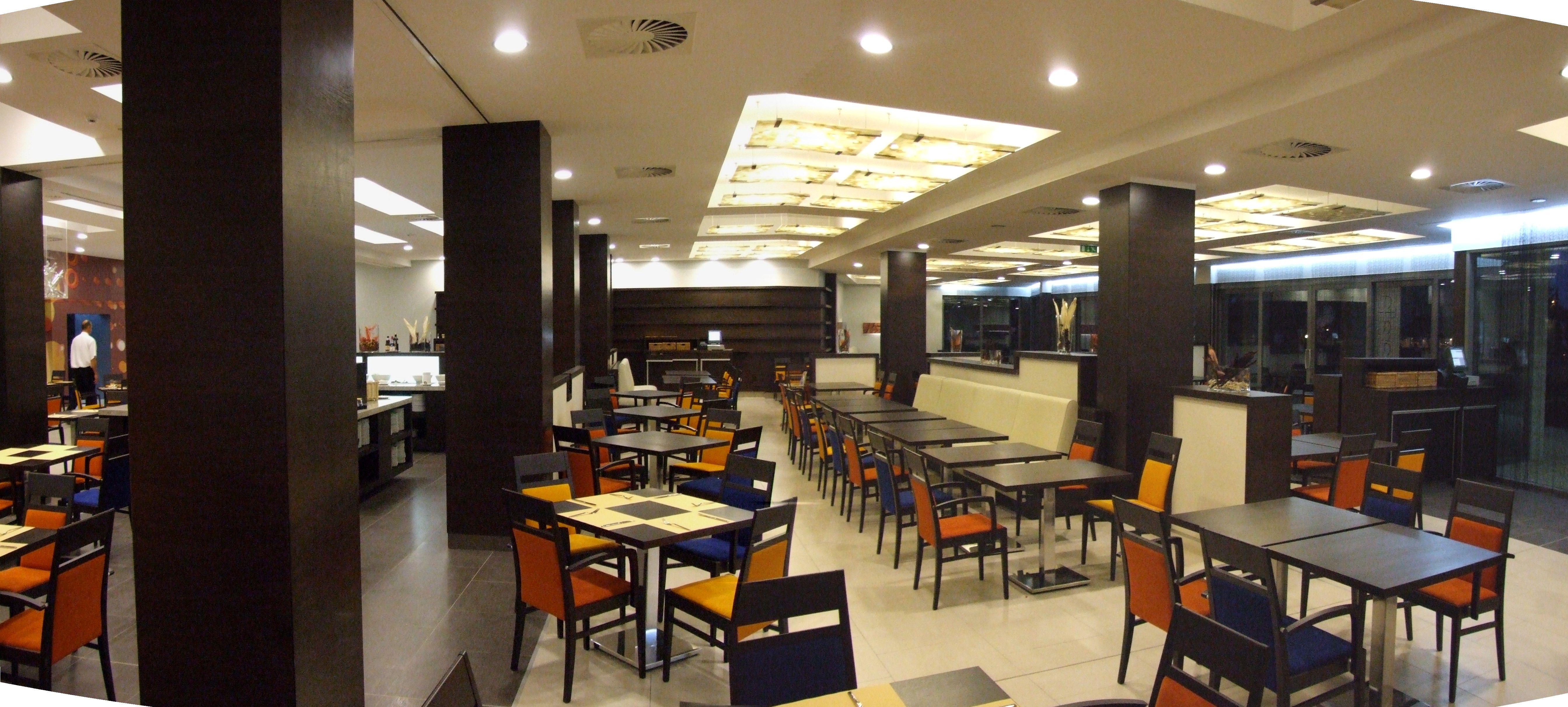 Park Inn Hotel - Image 6