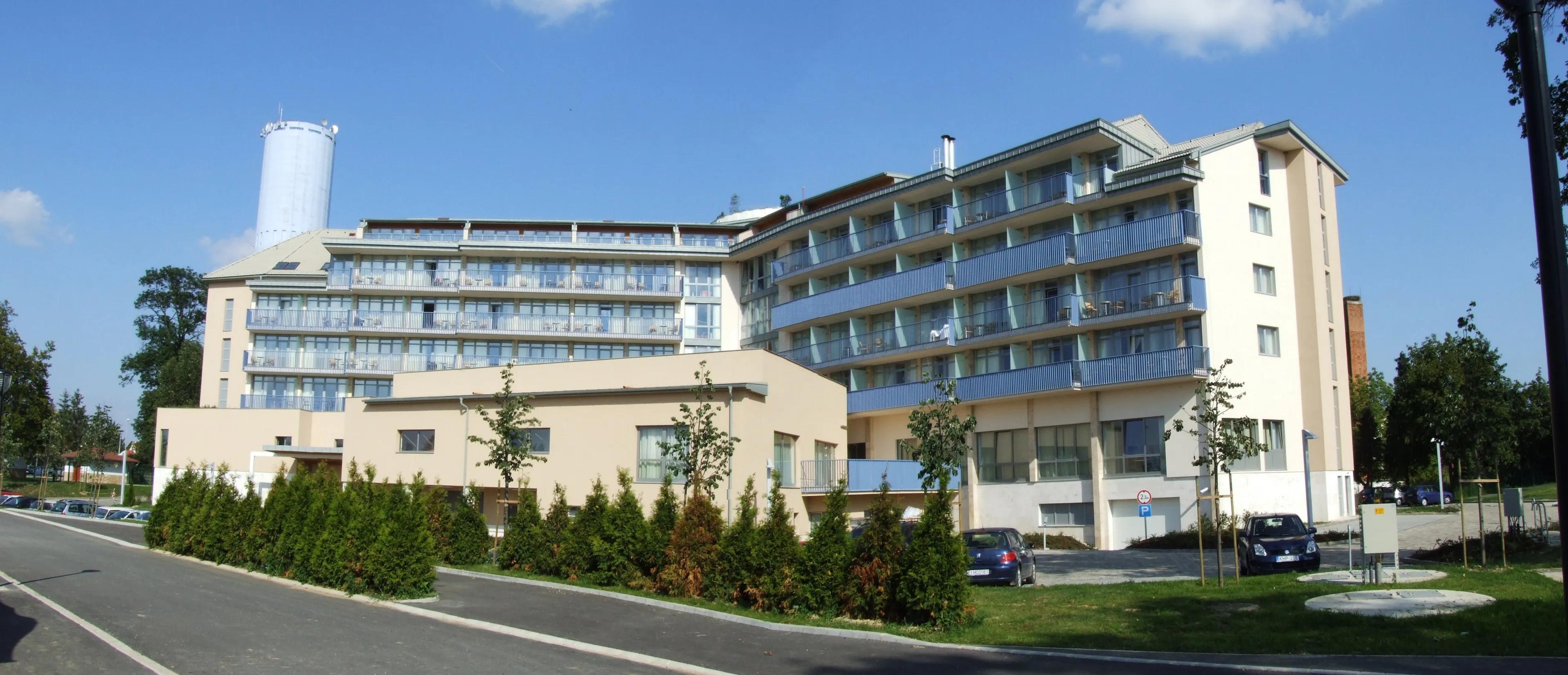 Park Inn by Radisson - Image 3