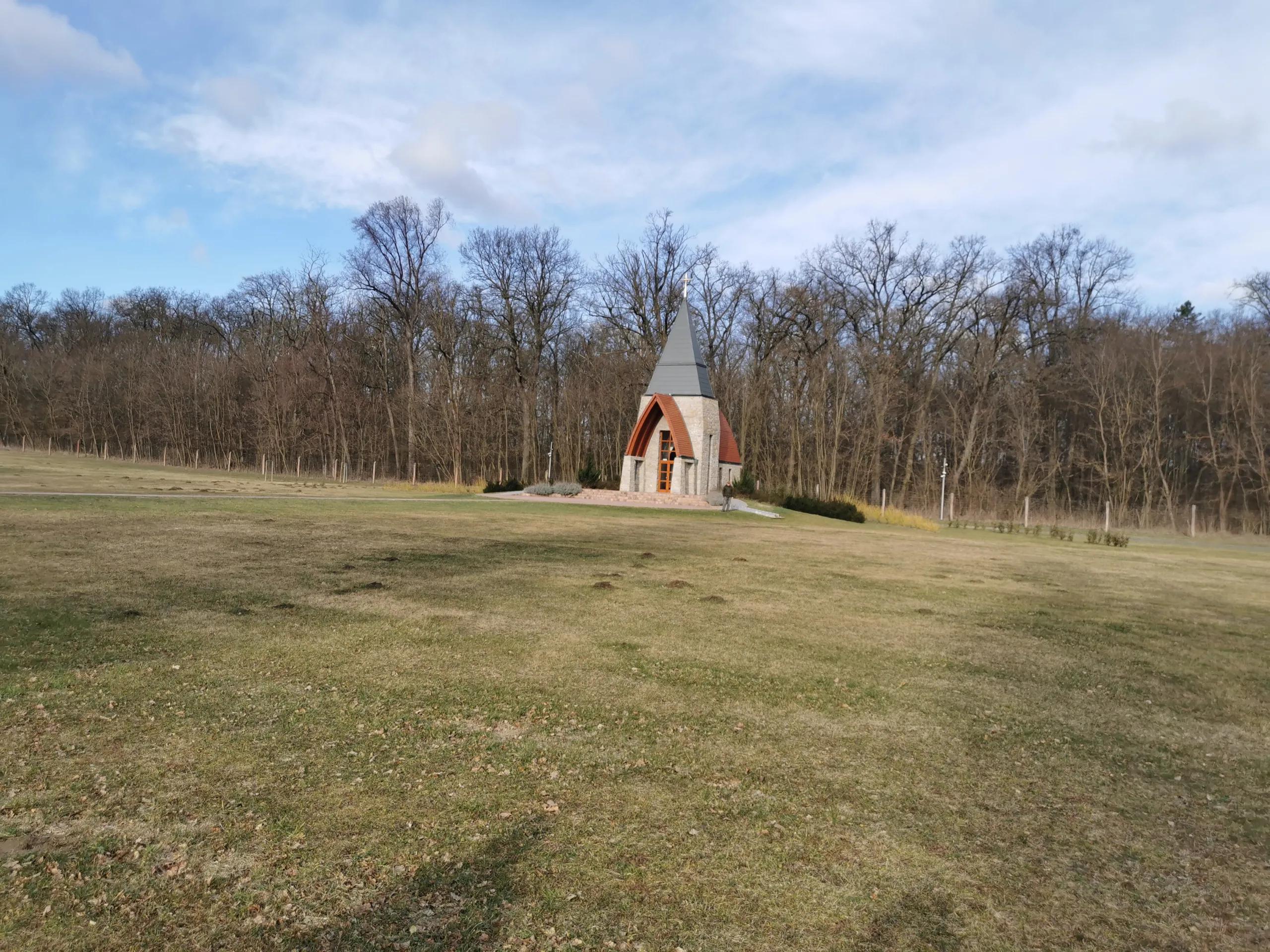 Kisboldogasszony-kápolna - Image 3