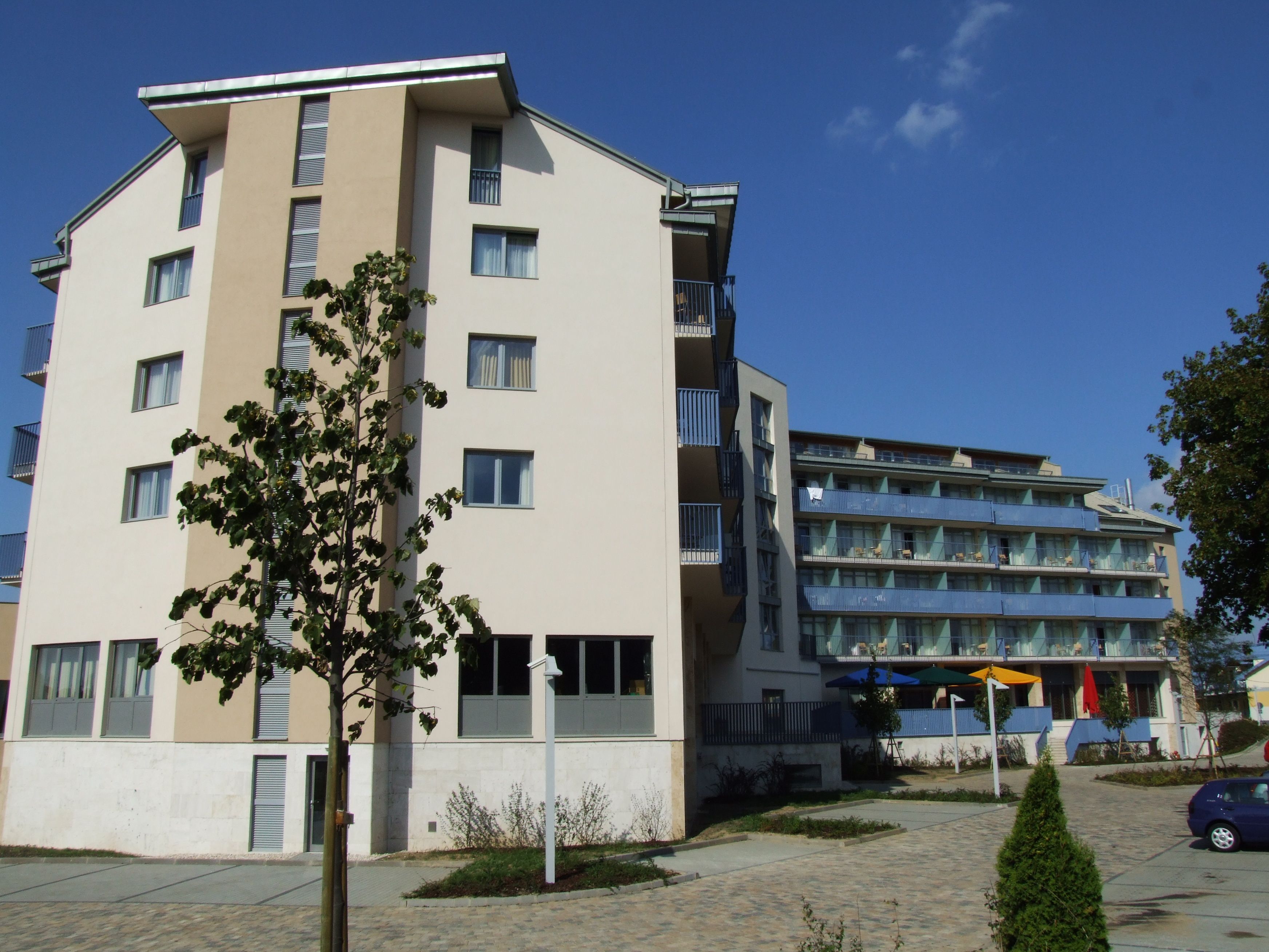 Park Inn Hotel - Image 3