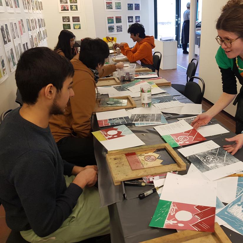 elever ser på grafikk