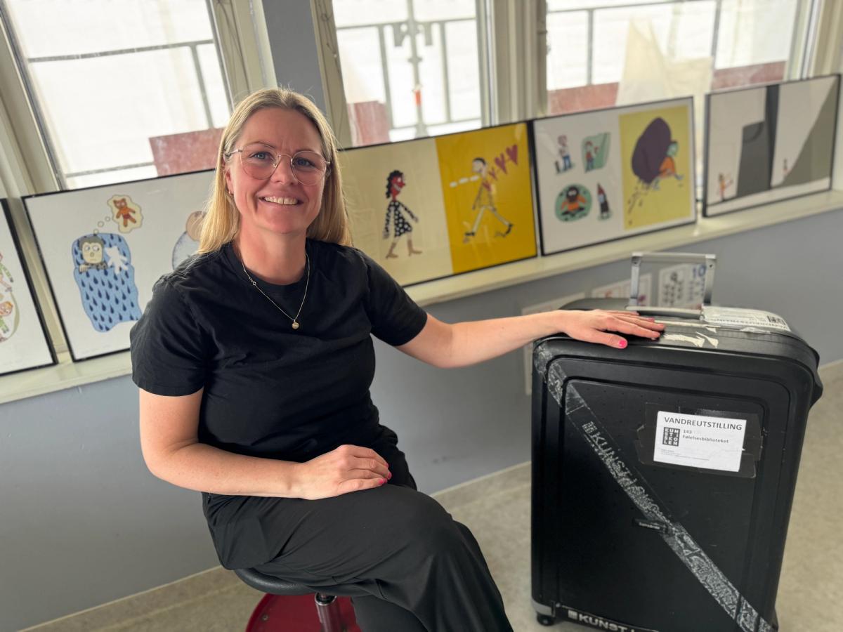 kunstkoffert, vandreutstilling,  Anna Fiske, illustrasjoner,kunstformidling i barnehagen