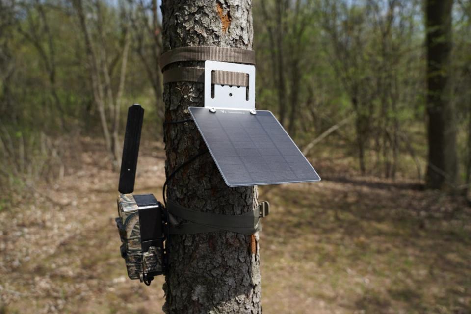 Yellowstone Y2 trail camera with an Easy-Mount Solar Panel